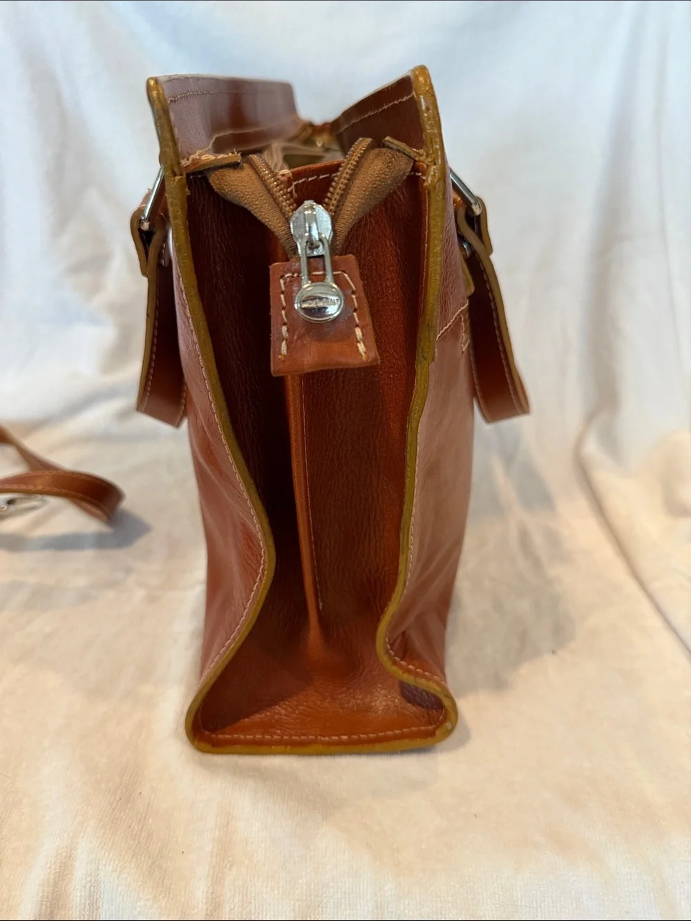 Leather Shoulder Tote Bag in Cognac Brown